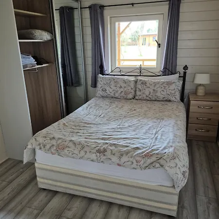 Nellies Bed & Breakfast 3*