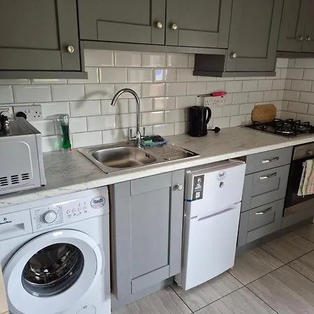 Bed & Breakfast Nellies 3*