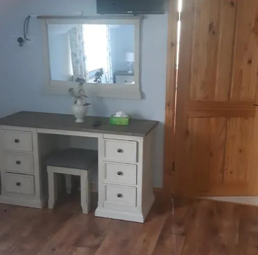 Nellies Bed & Breakfast 3*