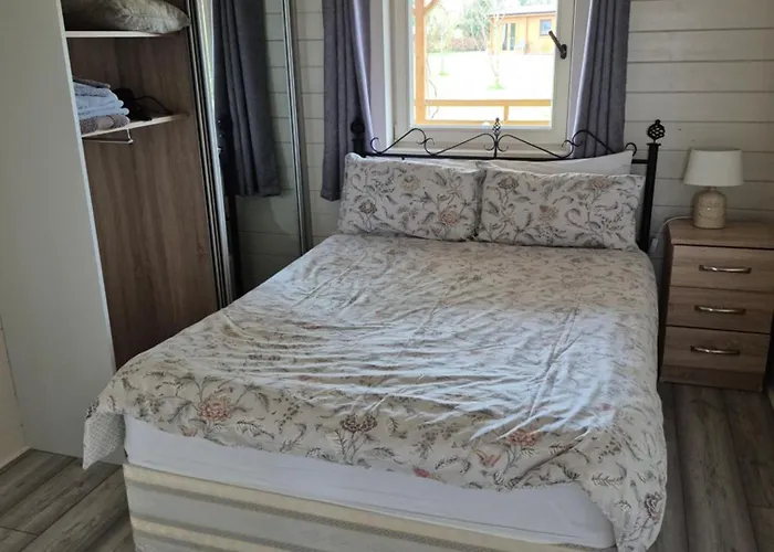 Nellies Bed & Breakfast 3*